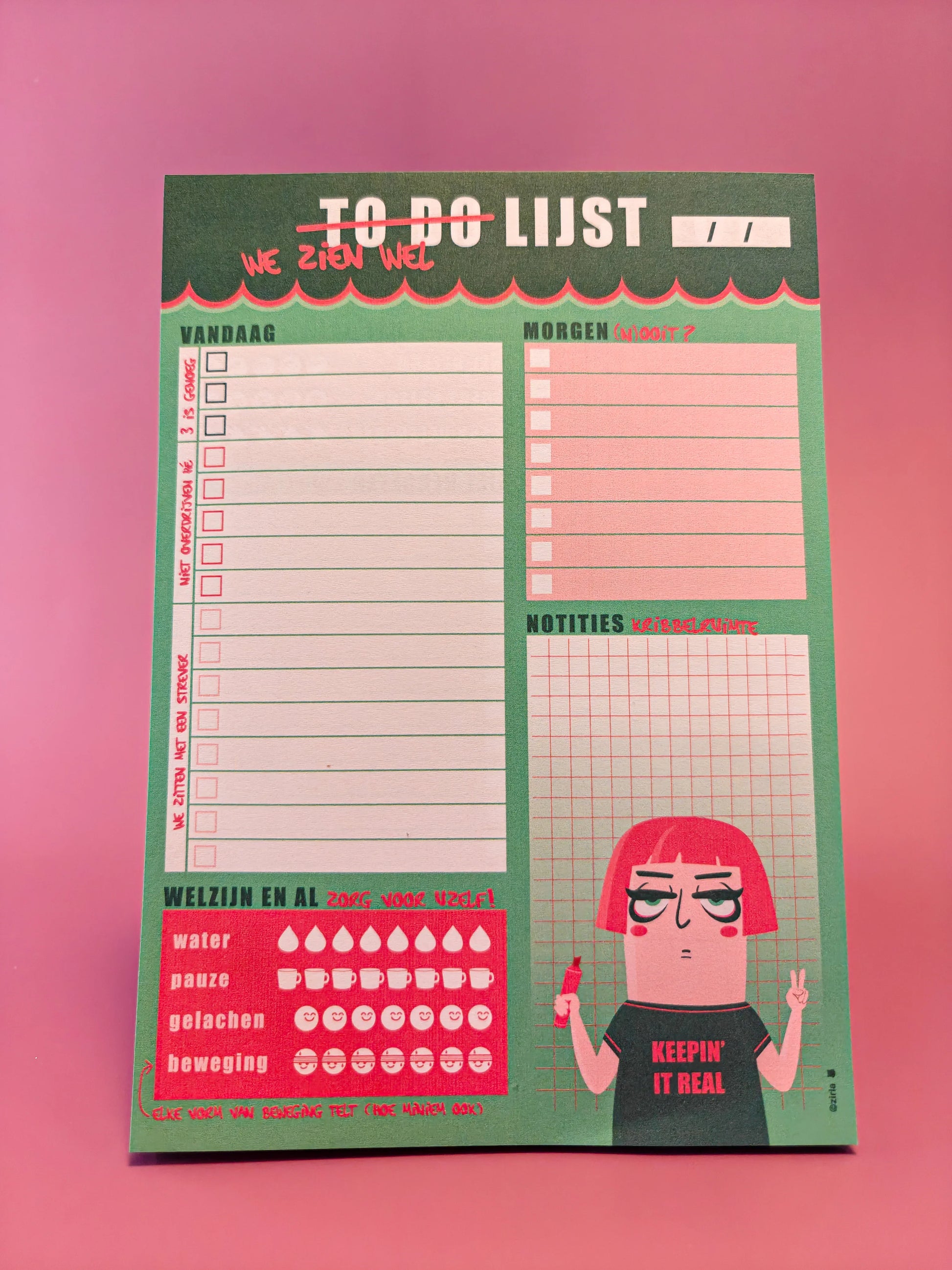 Grappig to do lijst notitieblok met cartoonfiguur, welzijnstracker en roze achtergrond.